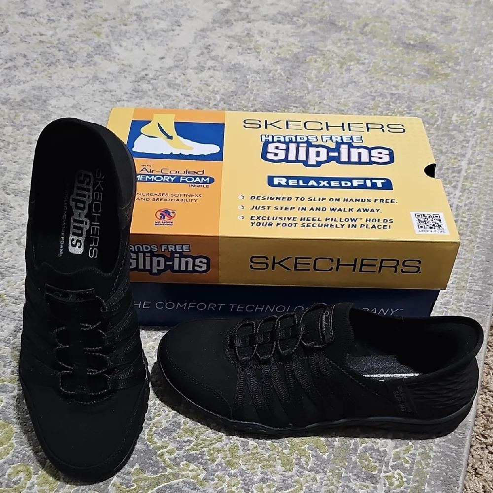 New Skechers Shoes Slip-ins Relaxed Fit Breathe Easy Roll With Me Black 7.5 - Picture 2 of 9